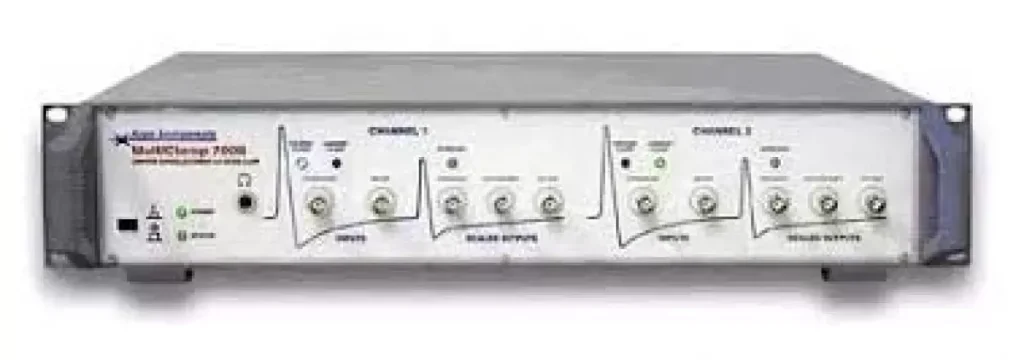 Amplificateur Multiclamp 700B