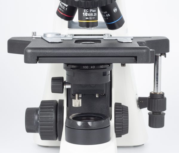 Microscope droit Motic Série BA210 / 210E