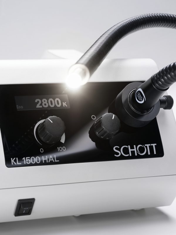 Source de lumière froide KL 1500 HAL à lampe halogène